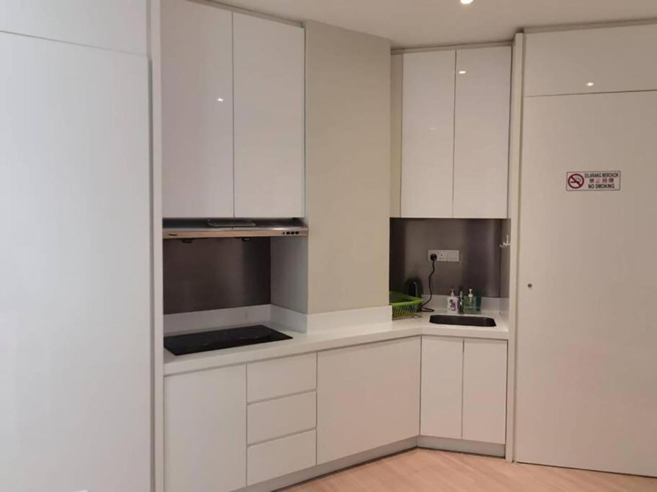 The Regency Luxury Suite -Gurney Strait Quay Tanjung Tokong Esterno foto
